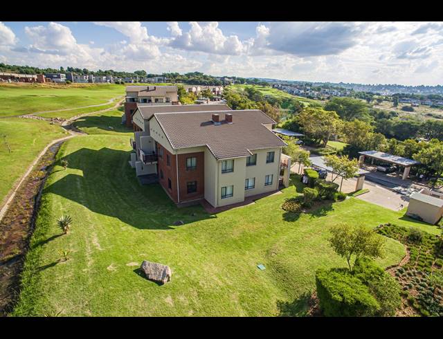 2 BEDROOM APARTMENT FOR SALE IN JACKAL CREEK GOLF ESTATE